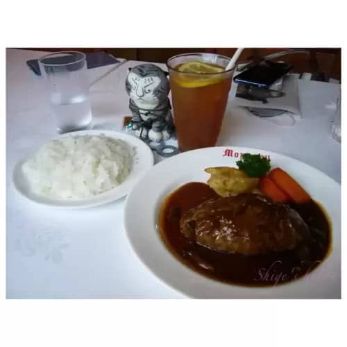 昼食・Lunch